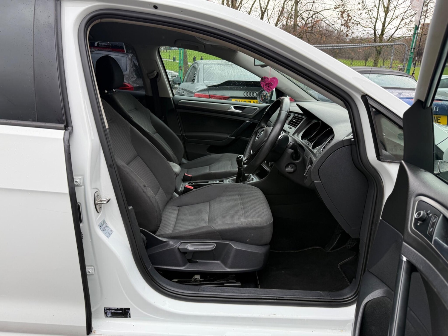 Used Volkswagen Golf for sale - 77190486: Photo 26