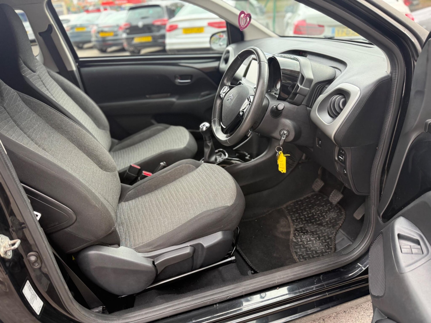 Used Citroen C1 2015 for sale - 76936093: Photo 22