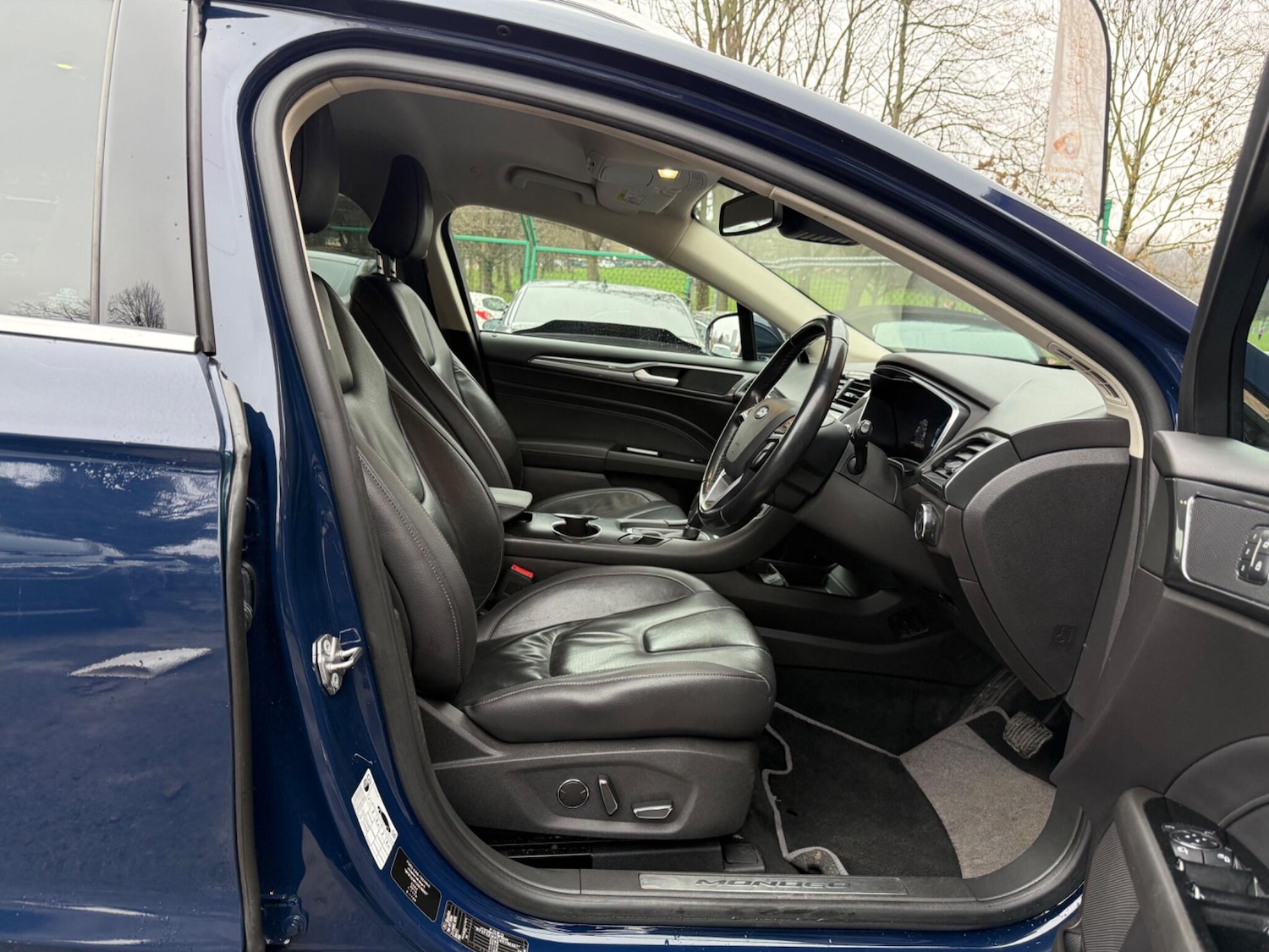 Used Ford Mondeo 2019 for sale - 77142932: Photo 25