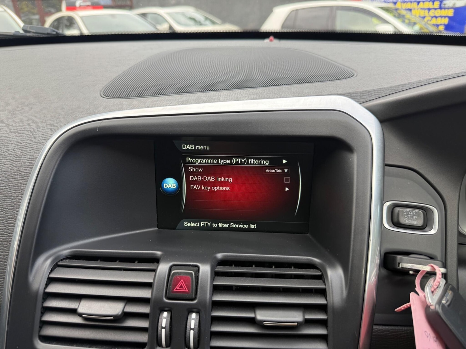 Used Volvo XC60 2015 for sale - 76989388: Photo 17