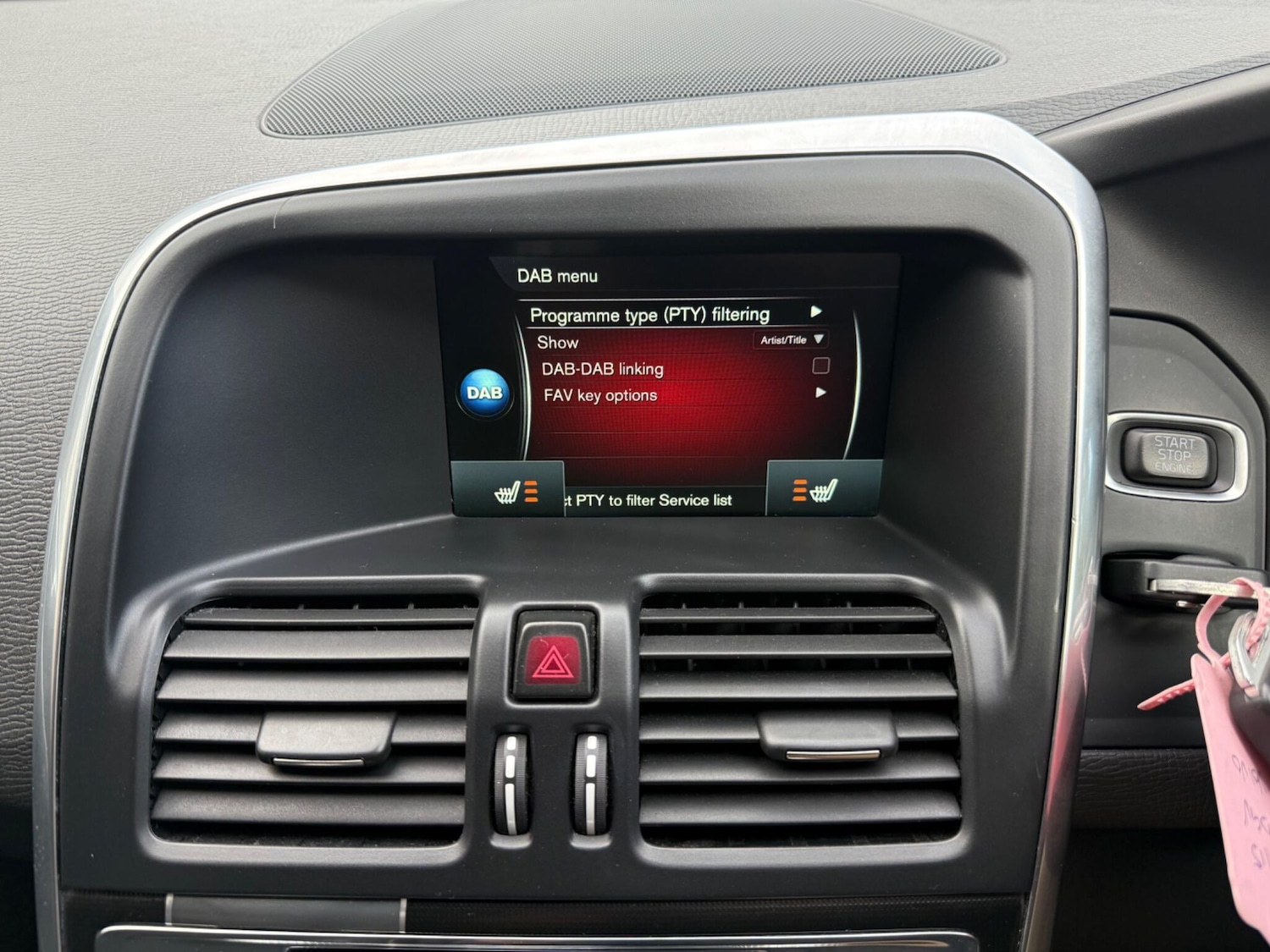 Used Volvo XC60 2015 for sale - 76989388: Photo 18