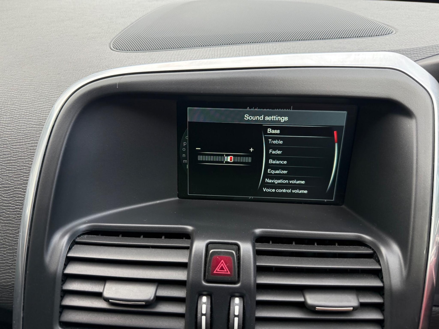 Used Volvo XC60 2015 for sale - 76989388: Photo 20