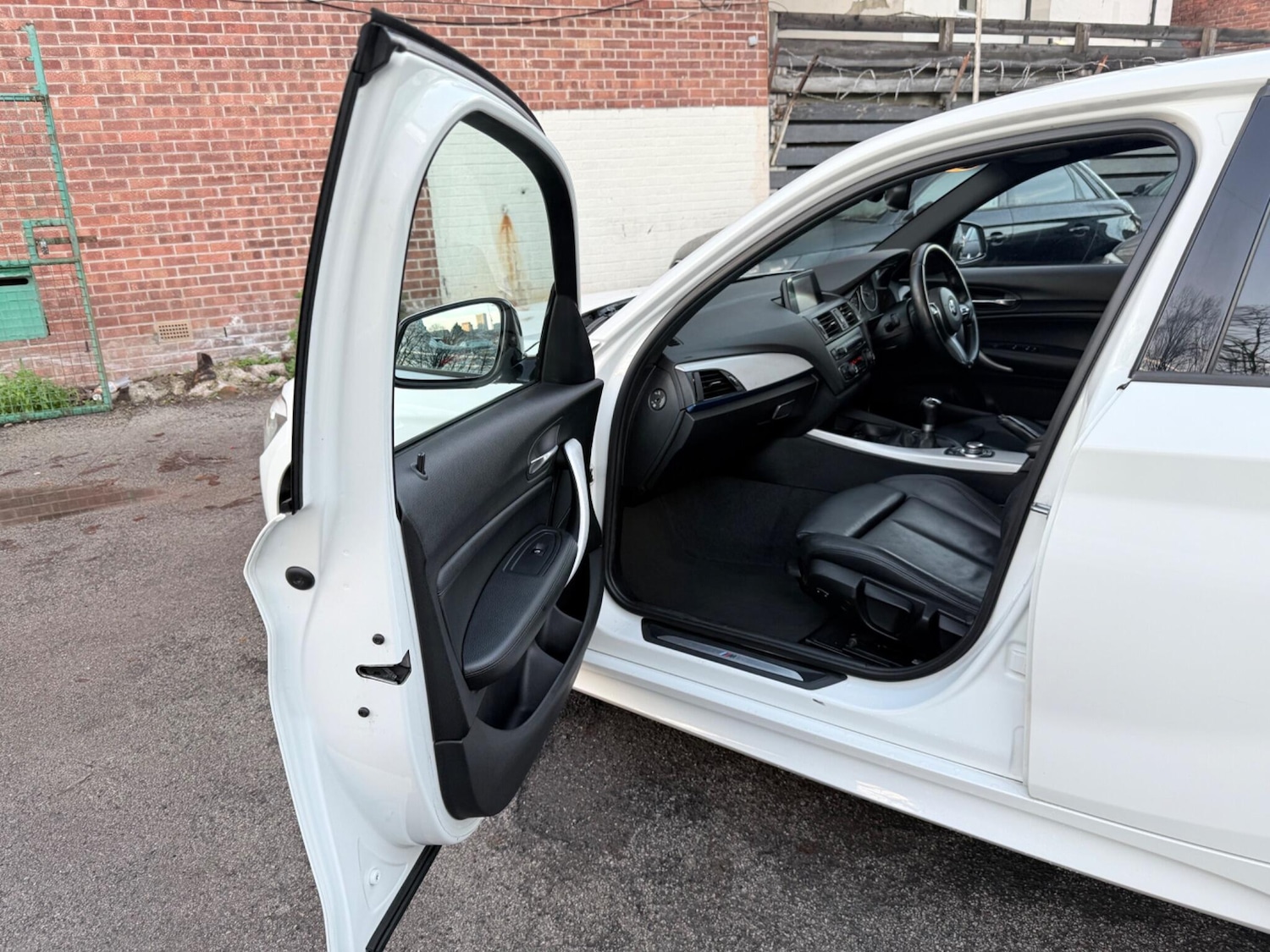 Used BMW 1 Series 2014 for sale - 77400509: Photo 32