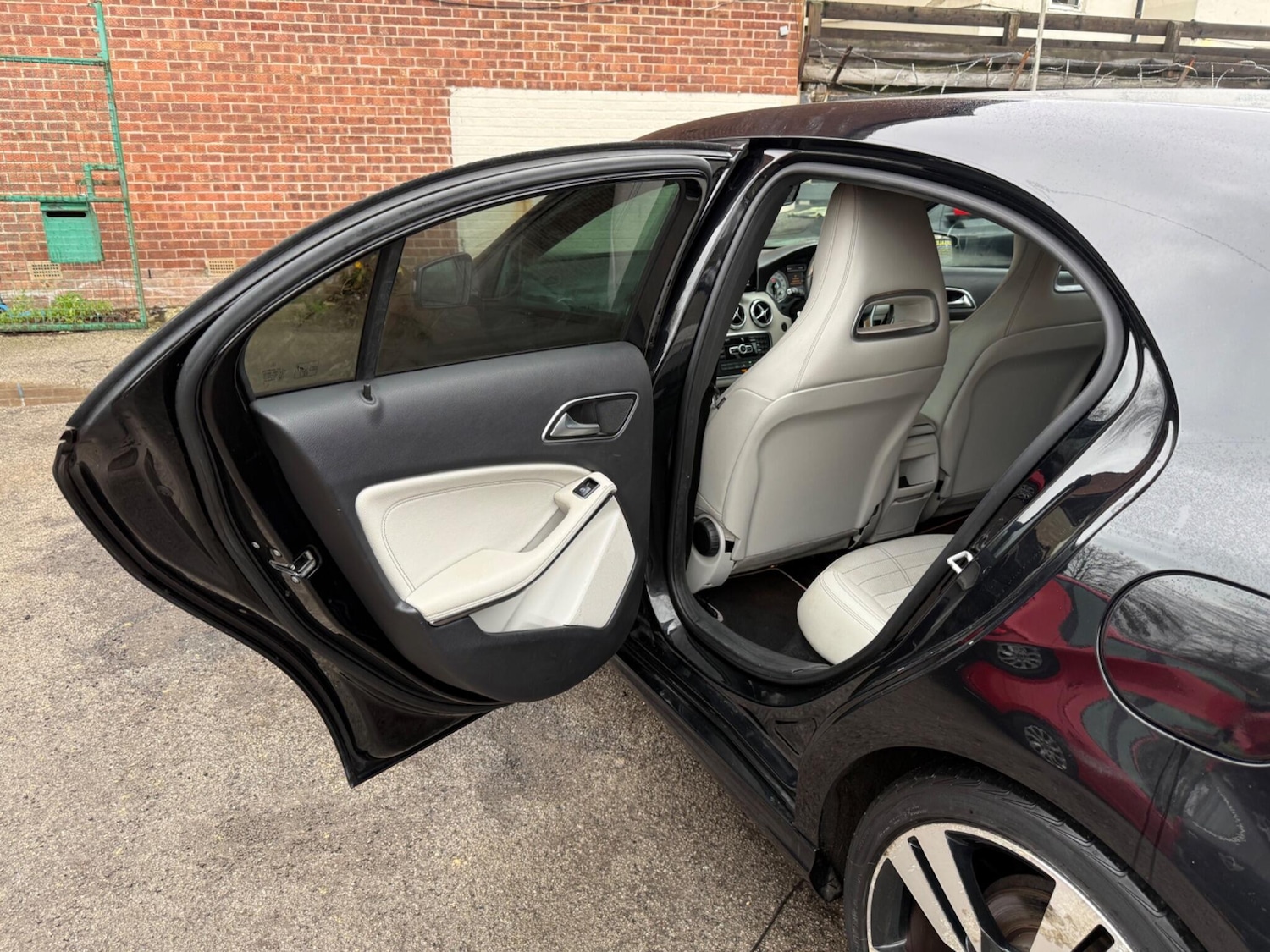 Used Mercedes-Benz A-Class for sale - 77611743: Photo 26