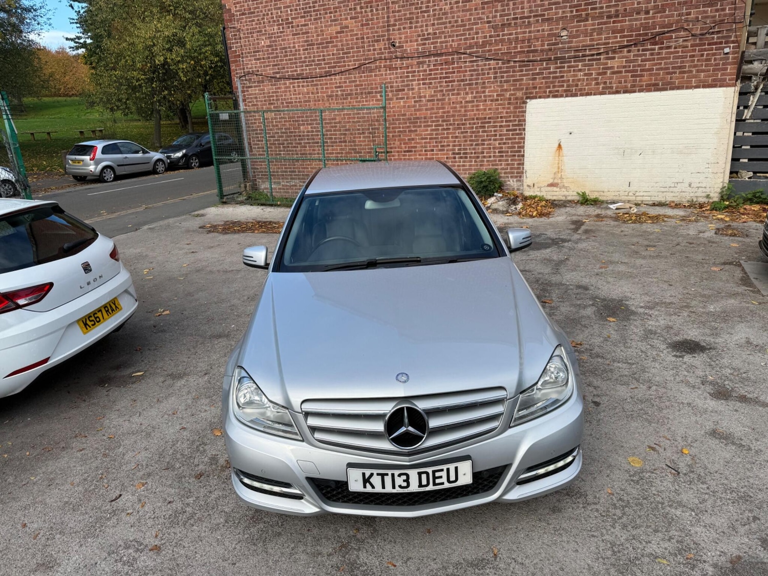 Used Mercedes-Benz C Class 2013 for sale - 76370287: Photo 10