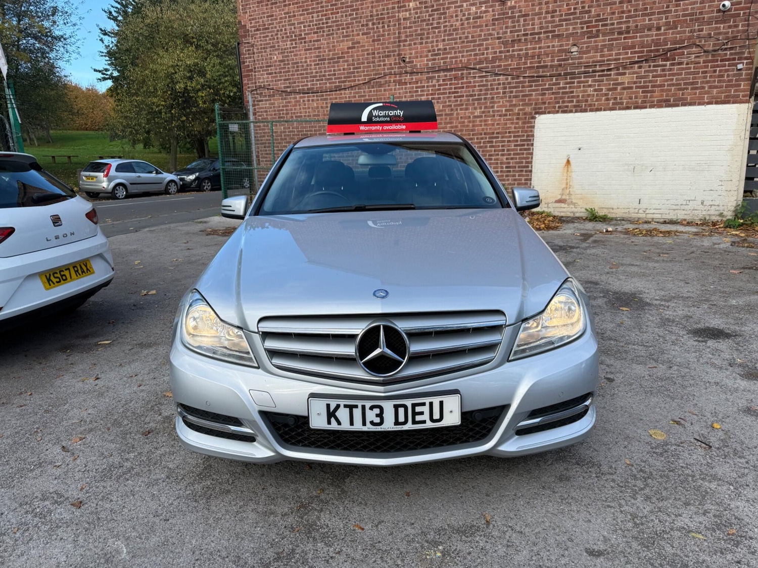 Used Mercedes-Benz C Class 2013 for sale - 76370287: Photo 2