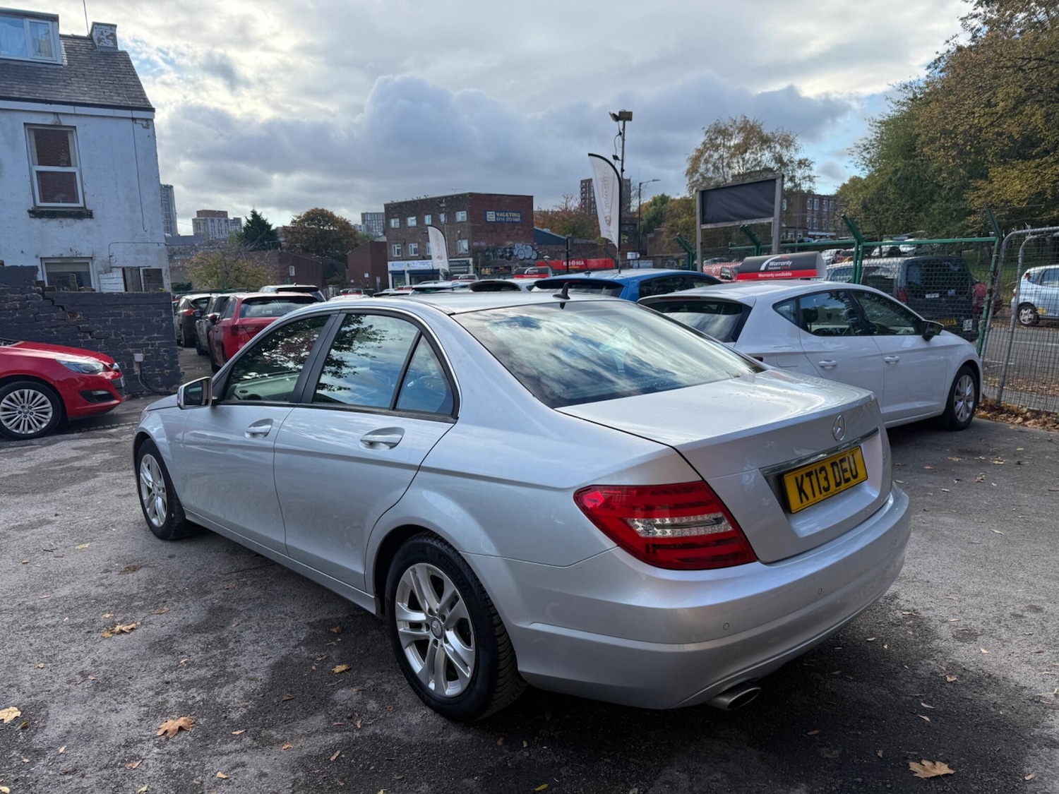 Used Mercedes-Benz C Class 2013 for sale - 76370287: Photo 4
