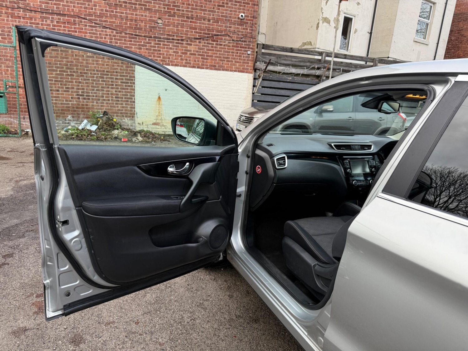 Used Nissan Qashqai 2014 for sale - 77237606: Photo 27