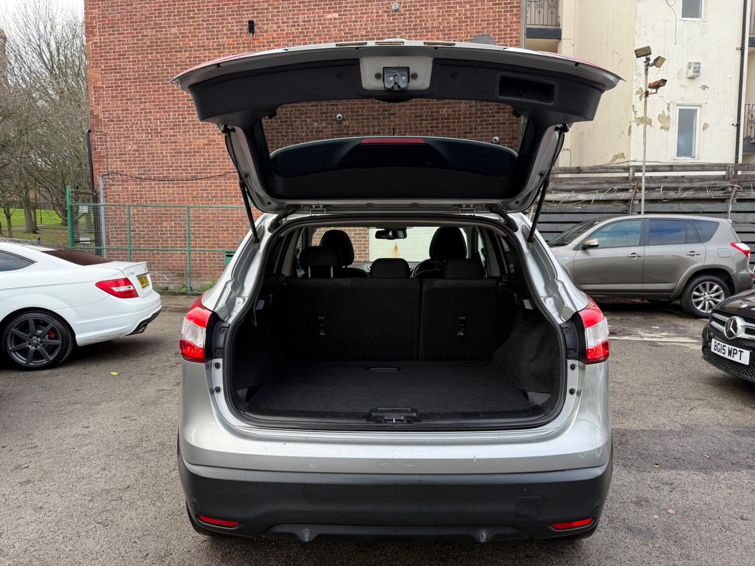 Used Nissan Qashqai 2014 for sale - 77237606: Photo 30