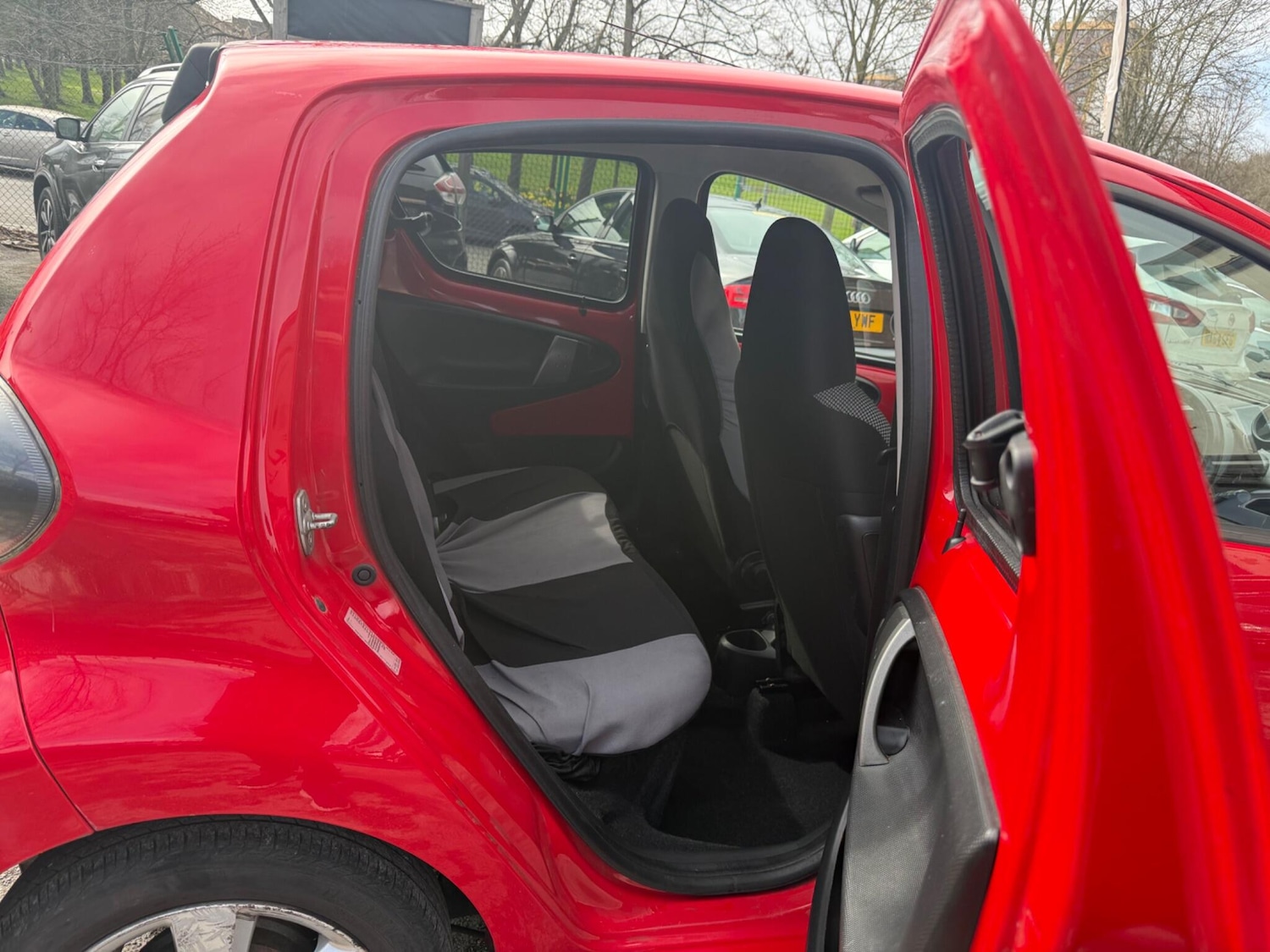 Used Toyota AYGO 2013 for sale - 78046747: Photo 17