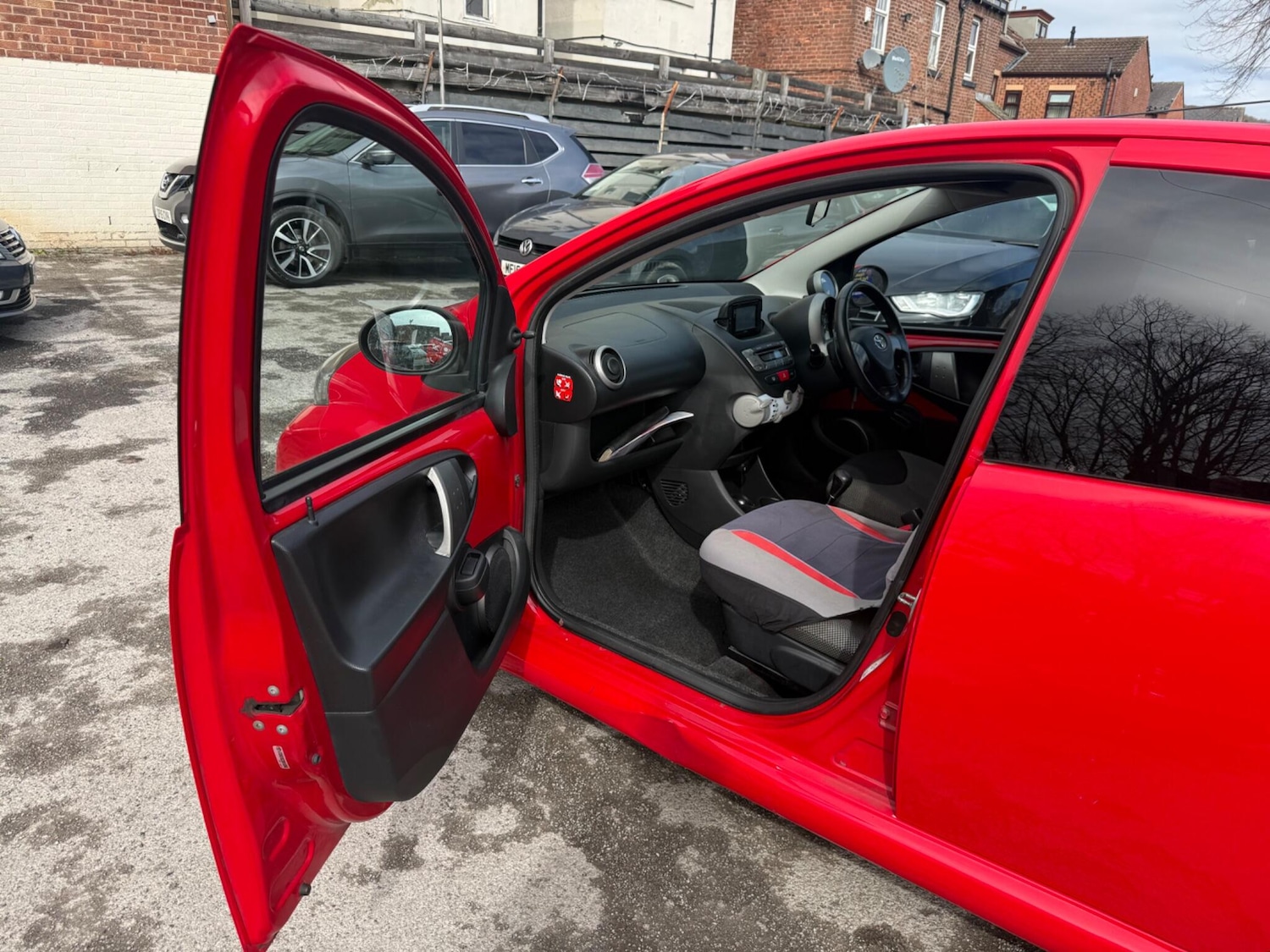 Used Toyota AYGO 2013 for sale - 78046747: Photo 20