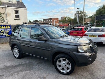 2004 (04) - 2.0 TD4 HSE Station Wagon 5dr