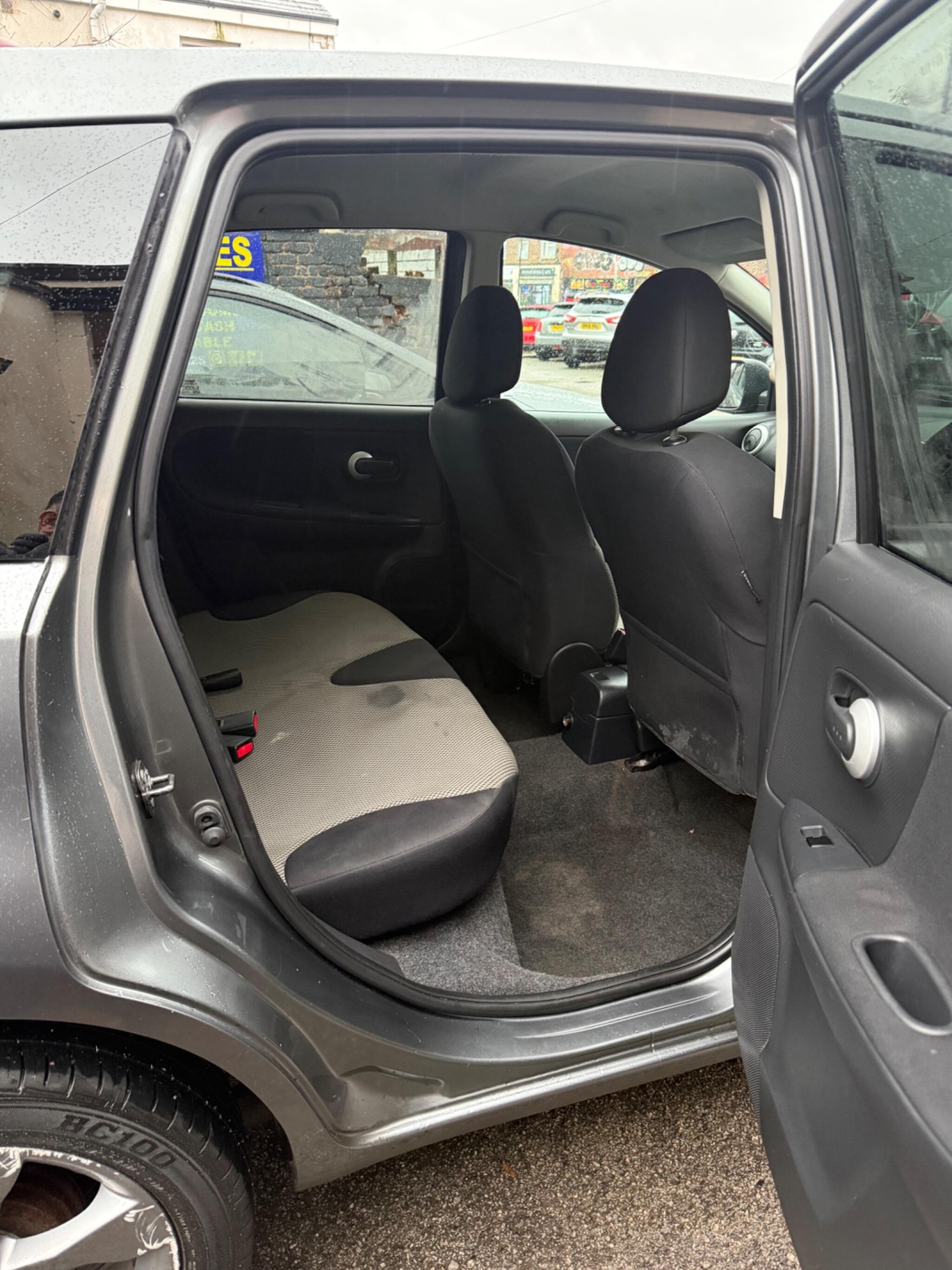 Used Nissan Note 2011 for sale - 76952946: Photo 13