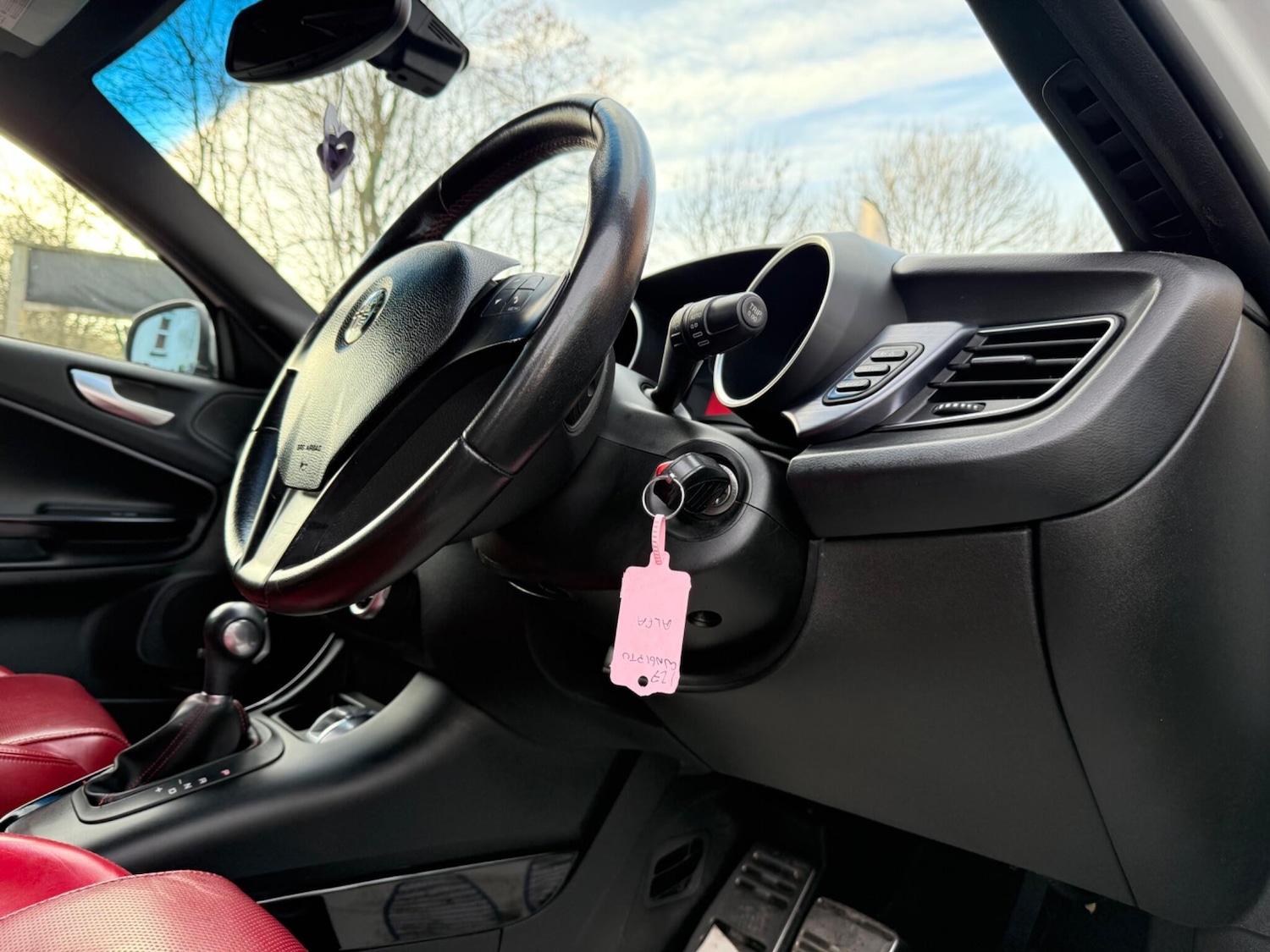 Used Alfa Romeo Giulietta 2011 for sale - 76964800: Photo 15