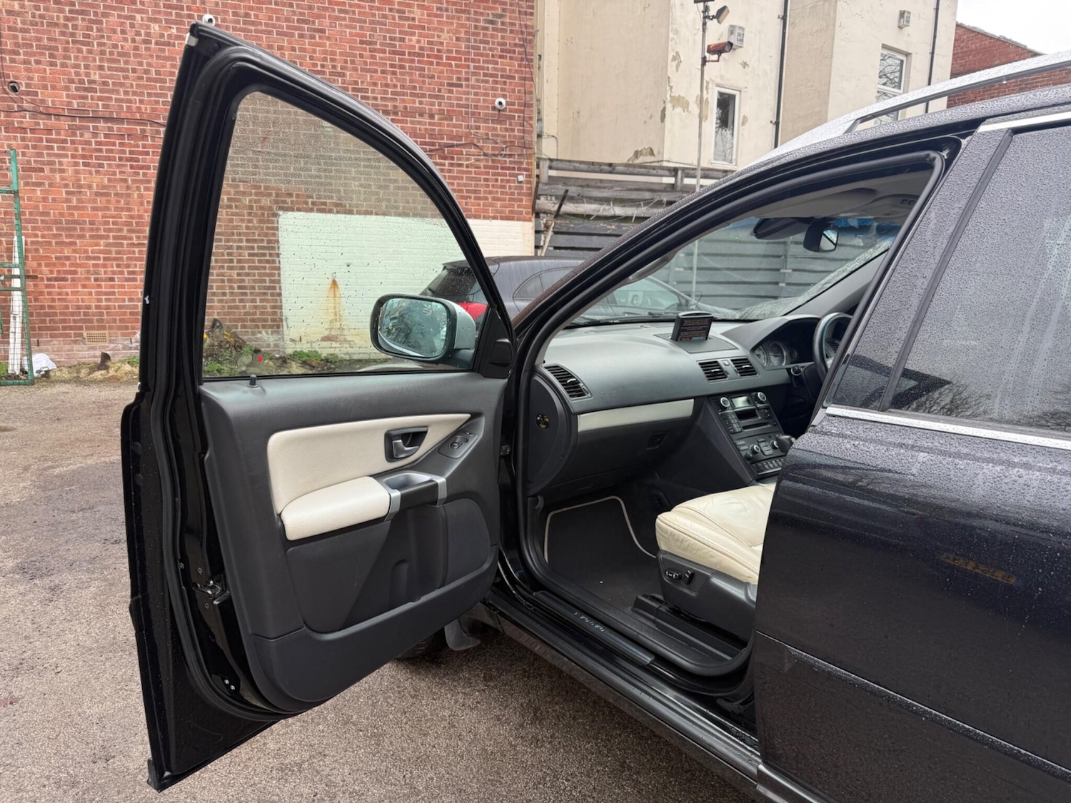 Used Volvo XC90 2014 for sale - 77696621: Photo 21