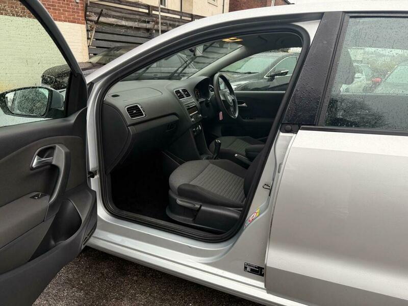 Used Volkswagen Polo 2010 for sale - 76824071: Photo 21