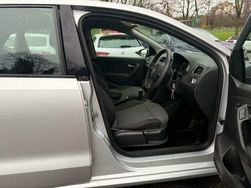 Used Volkswagen Polo 2010 for sale - 76824071: Photo 24