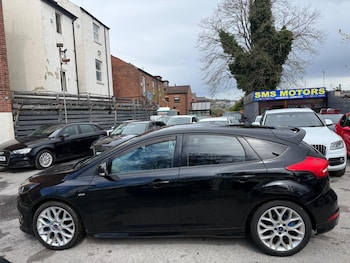 Used Ford Focus 2017 for sale - 78232089: Photo