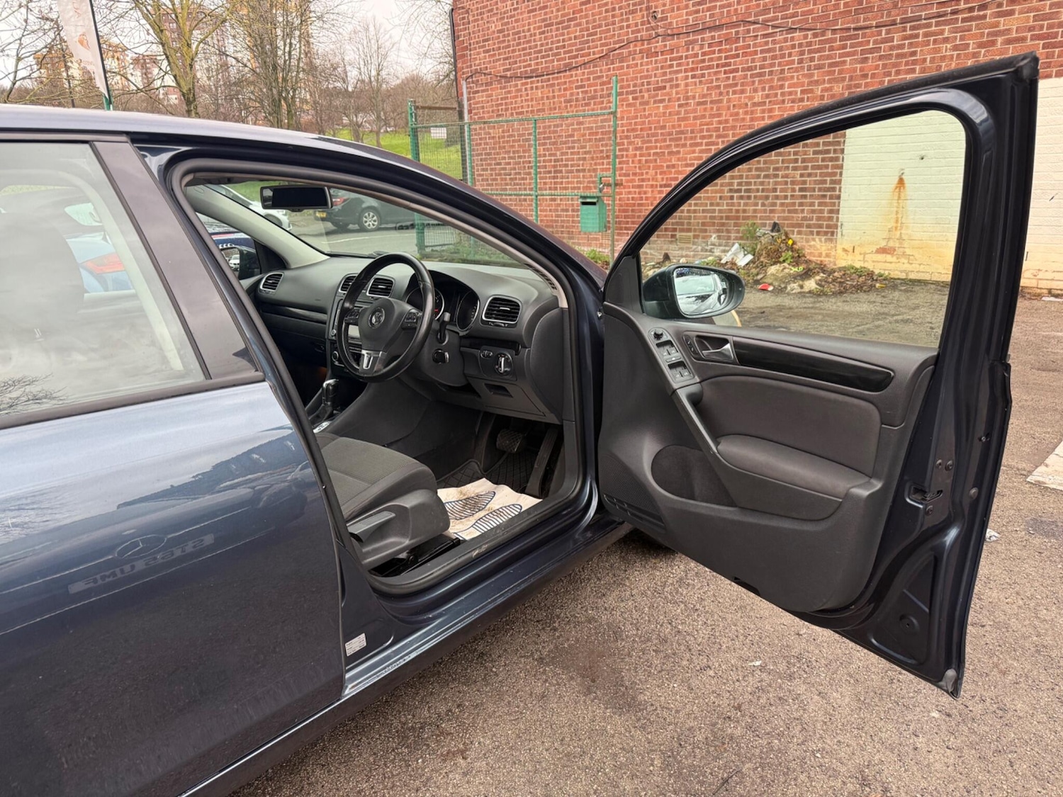 Used Volkswagen Golf 2011 for sale - 77254680: Photo 23