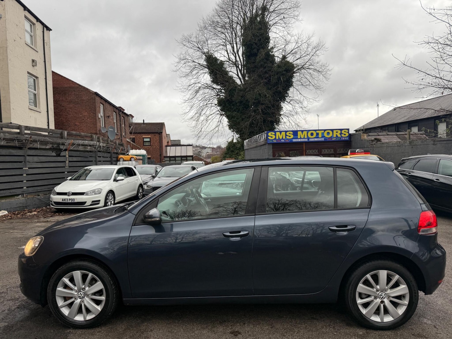 Used Volkswagen Golf 2011 for sale - 77254680: Photo 4