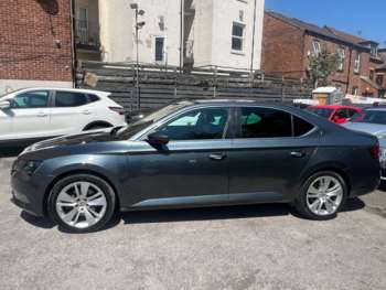 Used Skoda Superb 2017 for sale - 75232380: Photo