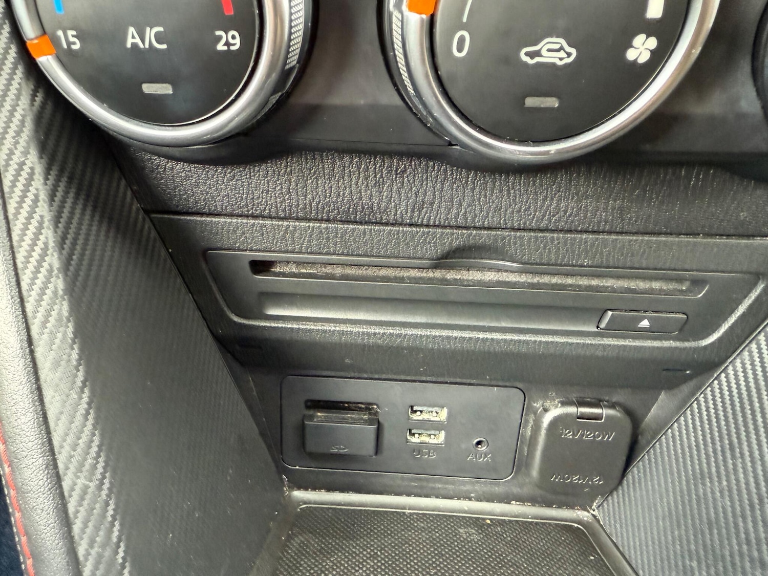 Used Mazda Mazda2 2016 for sale - 75940205: Photo 19