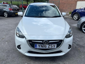 Used Mazda Mazda2 2016 for sale - 75940205: Photo