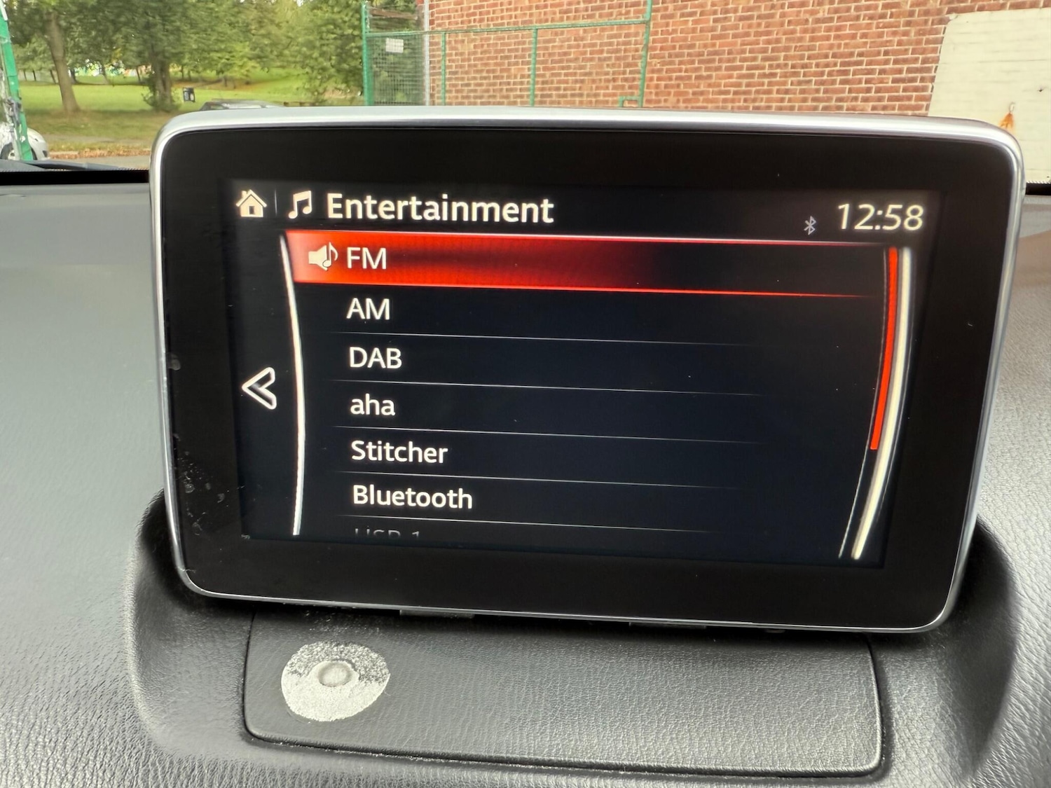 Used Mazda Mazda2 2016 for sale - 75940205: Photo 25