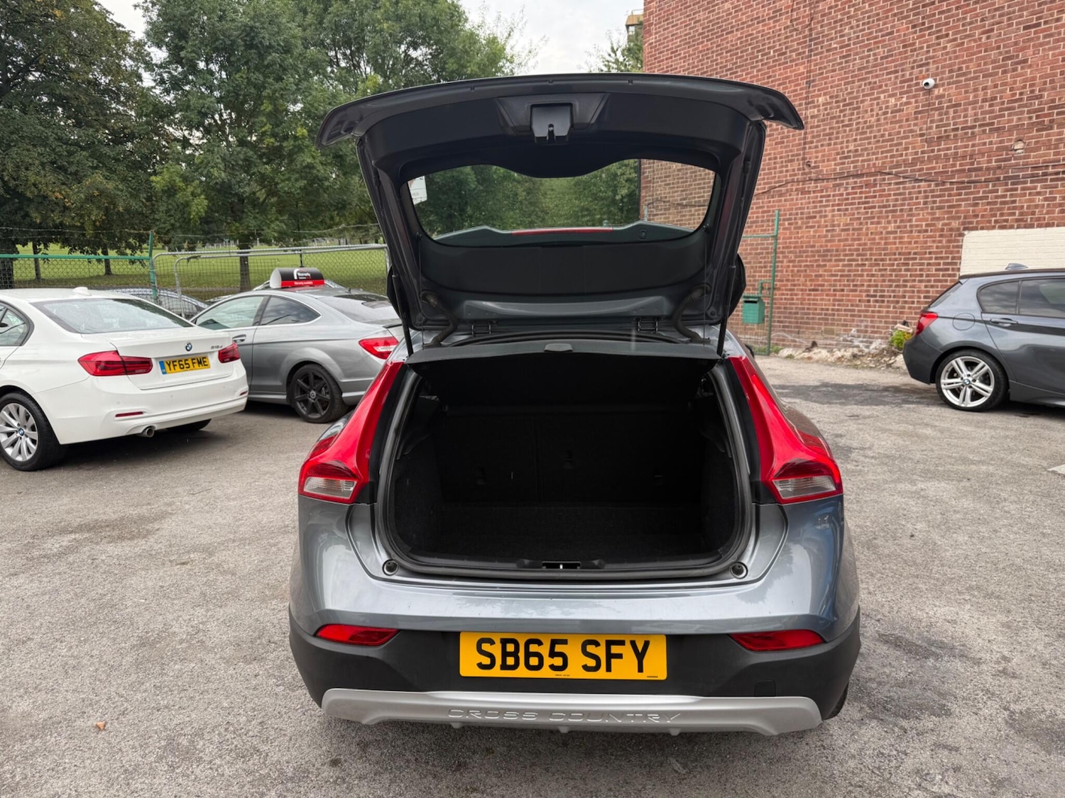 Vehicle 29