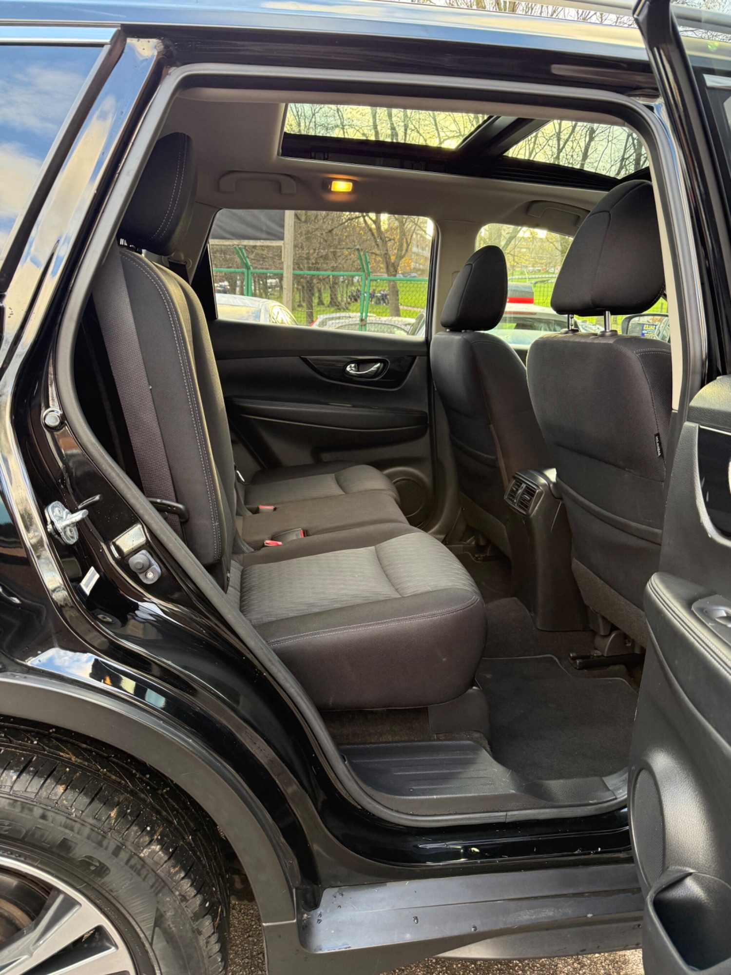 Used Nissan X-Trail 2018 for sale - 76781045: Photo 18