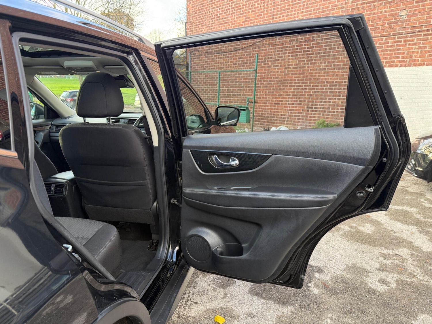 Used Nissan X-Trail 2018 for sale - 76781045: Photo 19