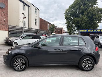 Used Volkswagen Golf 2017 for sale - 79621780: Photo