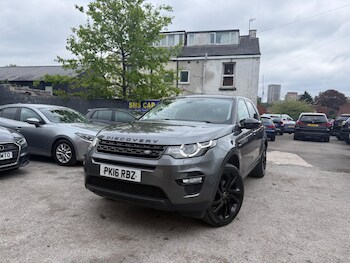 Used Land Rover Discovery Sport 2016 for sale - 77495898: Photo