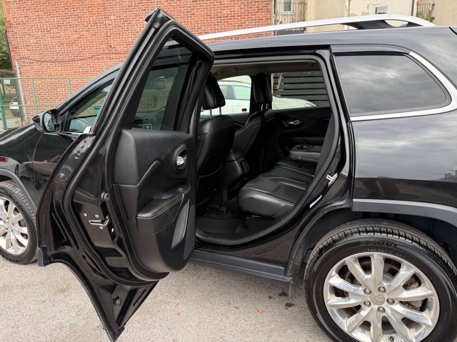Vehicle 27