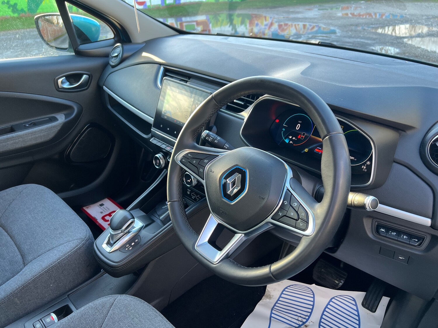 Used Renault Zoe 2020 for sale - 77492864: Photo 13