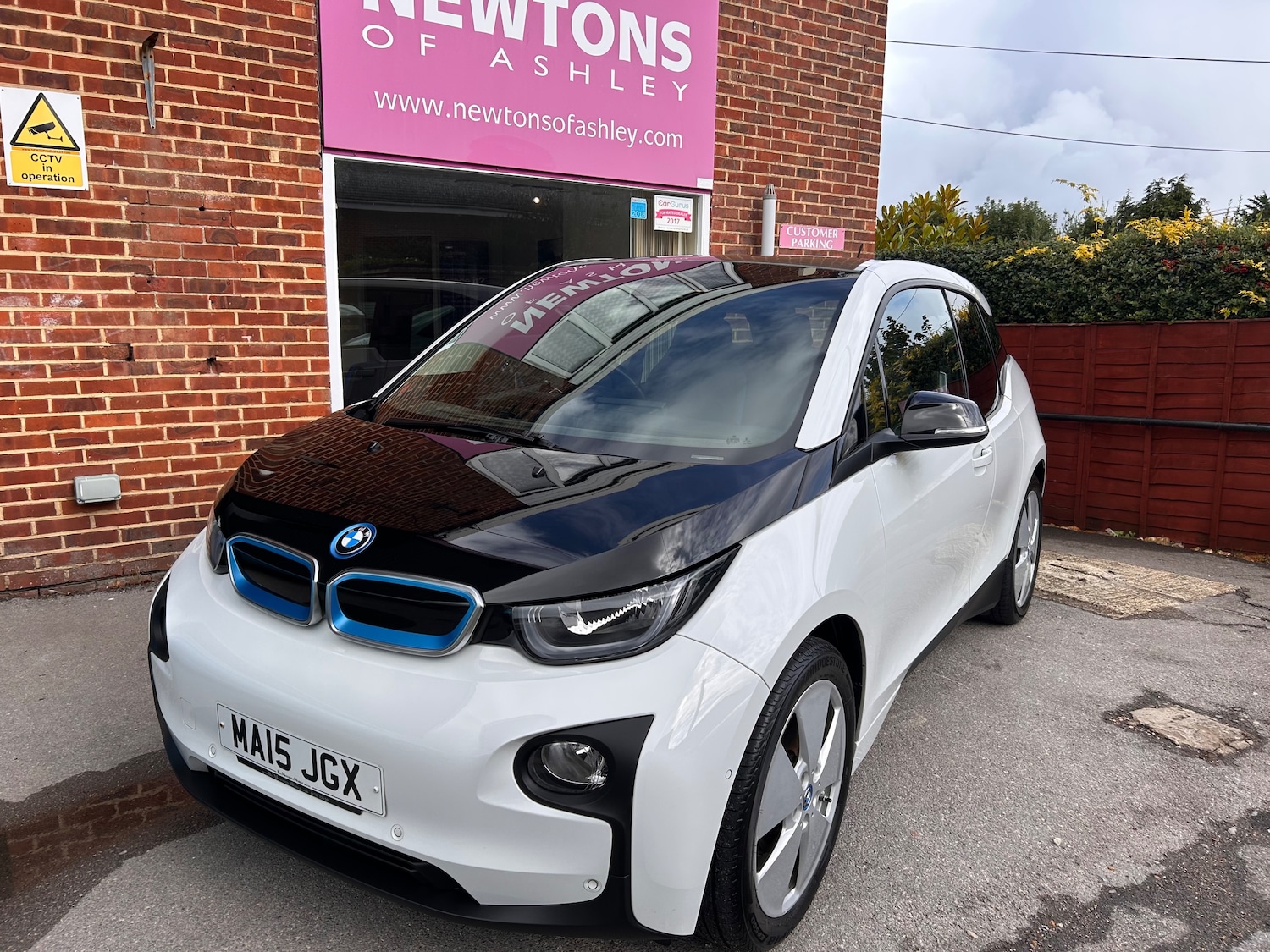 Used BMW i3 2015 for sale - 75912617: Photo 1