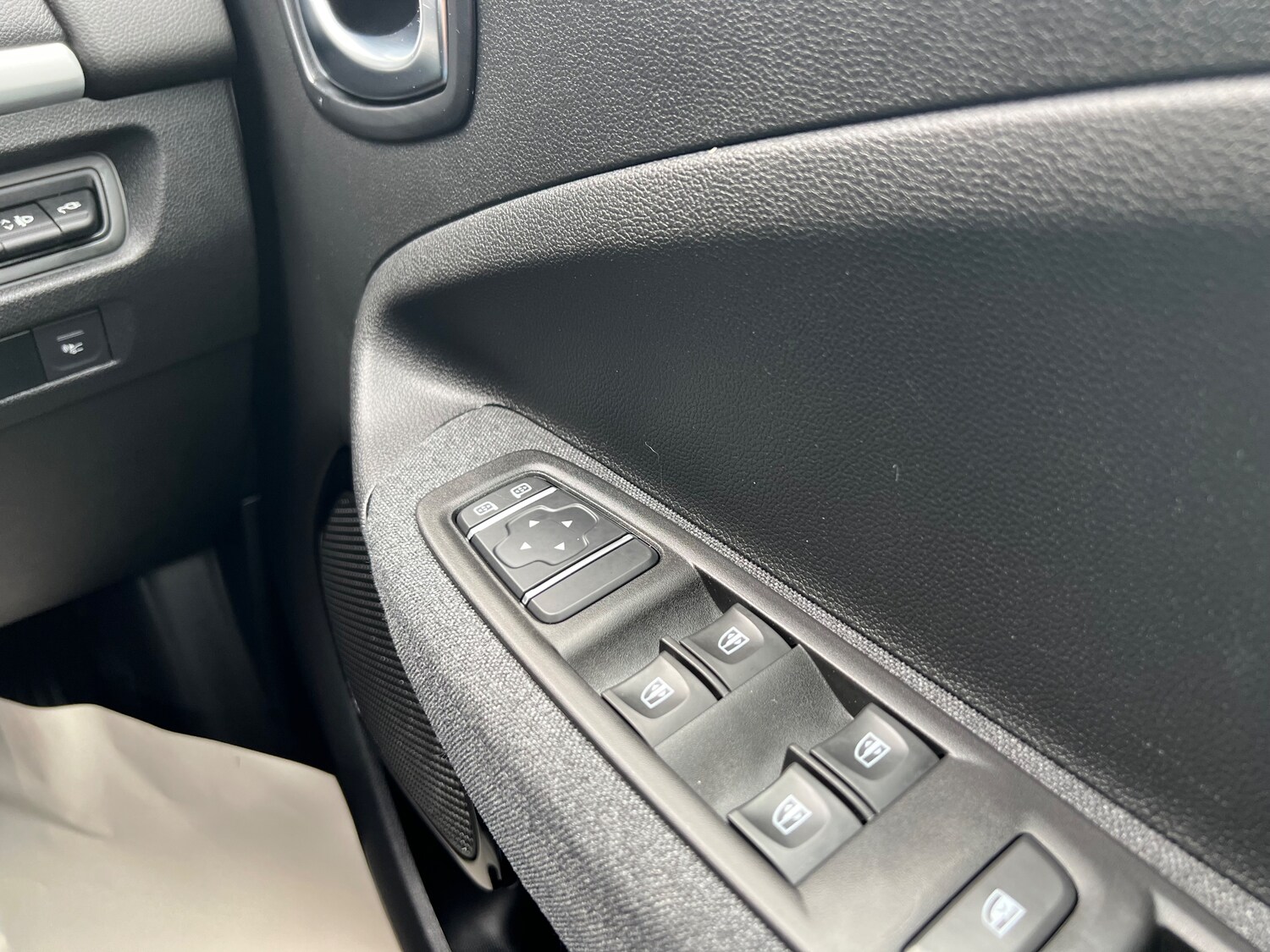 Used Renault Zoe 2021 for sale - 77901853: Photo 27