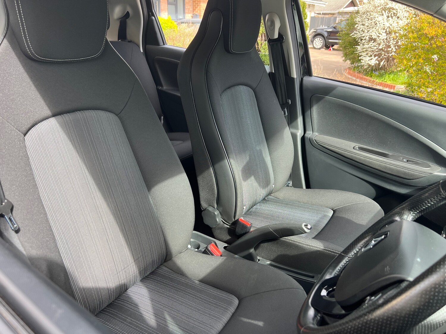 Used Renault Zoe for sale - 78078619: Photo 18