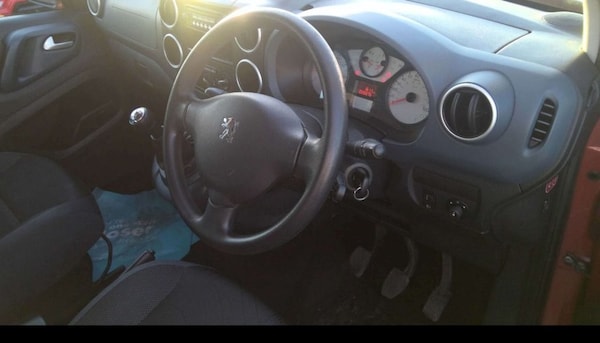 Used Peugeot Partner Tepee 2011 for sale - 75282720: Photo 11