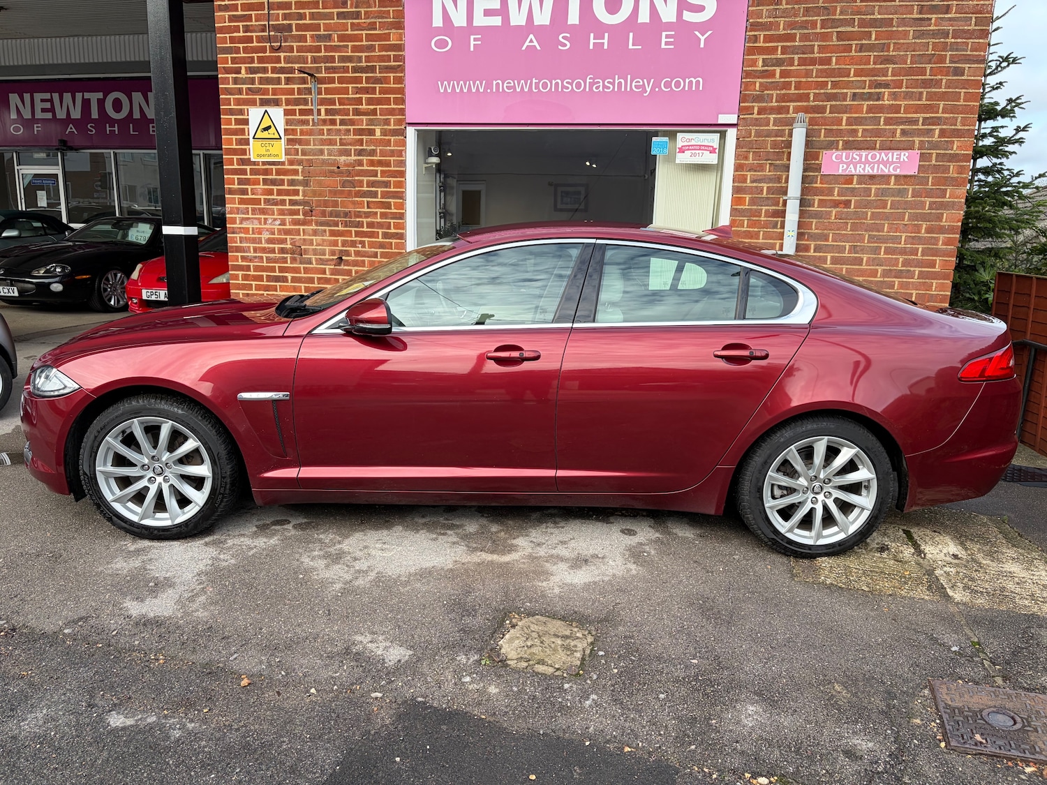 Used Jaguar XF 2013 for sale - 77492868: Photo 3