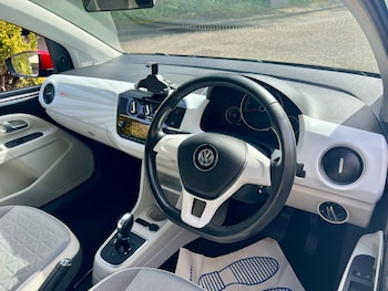 Used Volkswagen up! 2016 for sale - 78268066: Photo