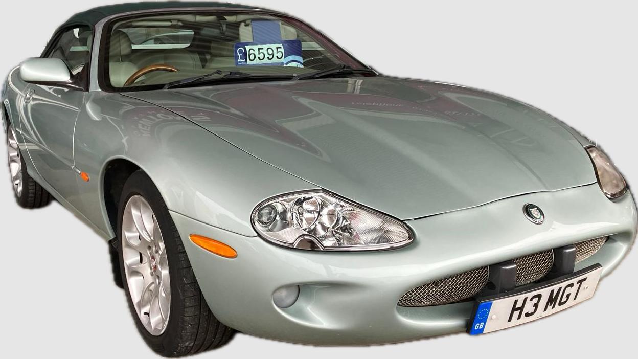 Used Jaguar XK8 2001 for sale - 76462147: Photo 3