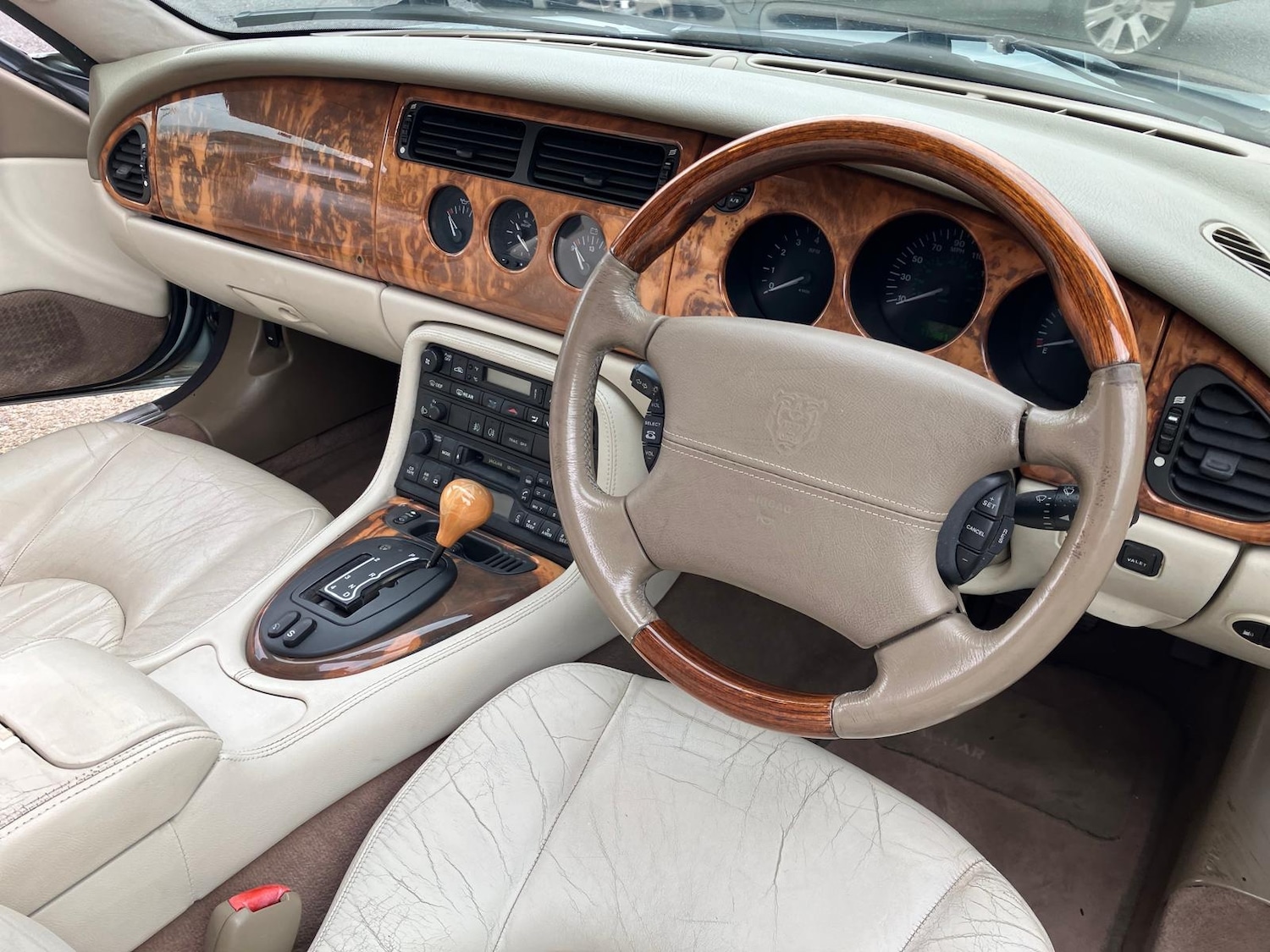 Used Jaguar XK8 2001 for sale - 76462147: Photo 6