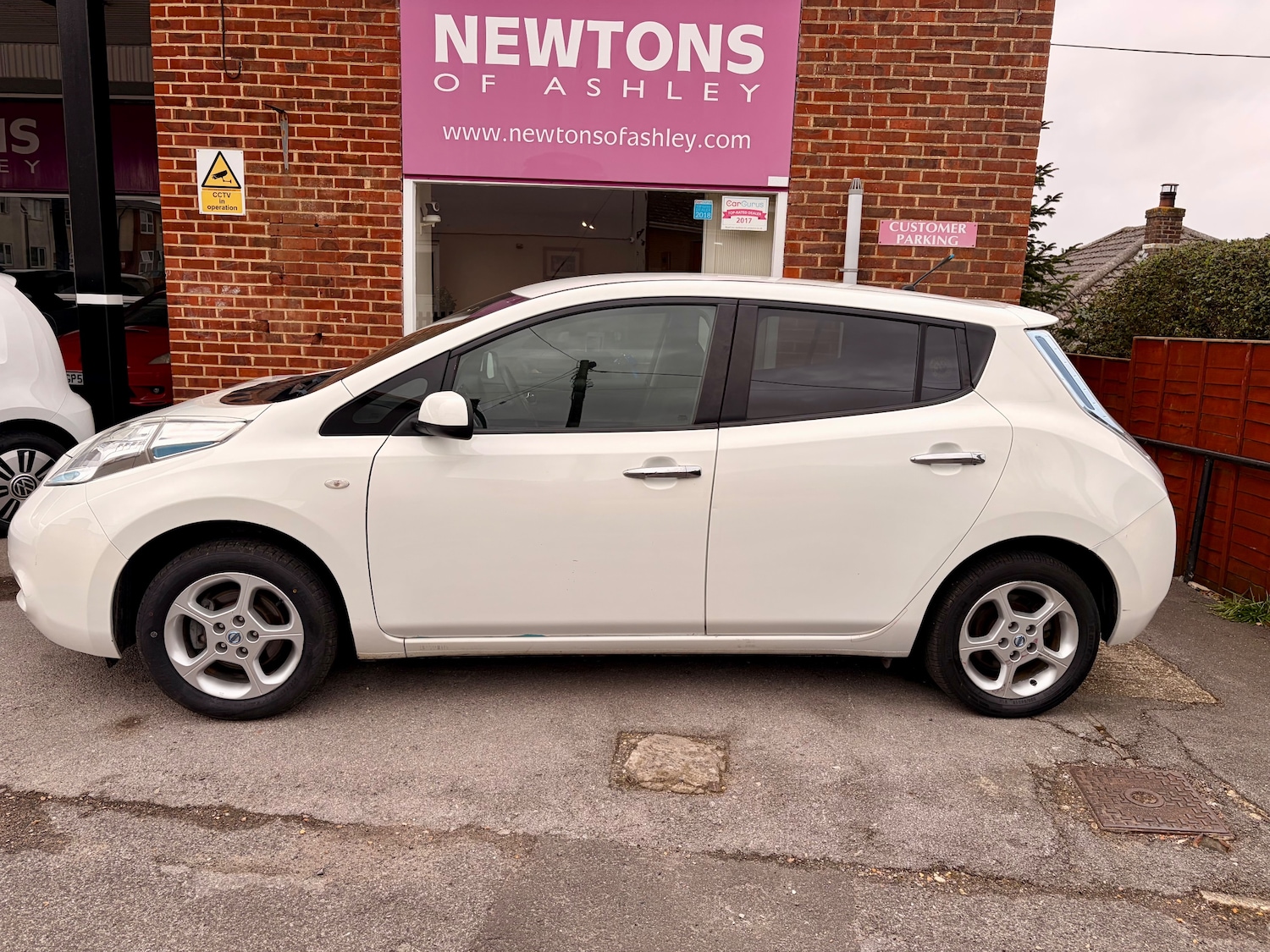 Used Nissan Leaf 2014 for sale - 77872251: Photo 2