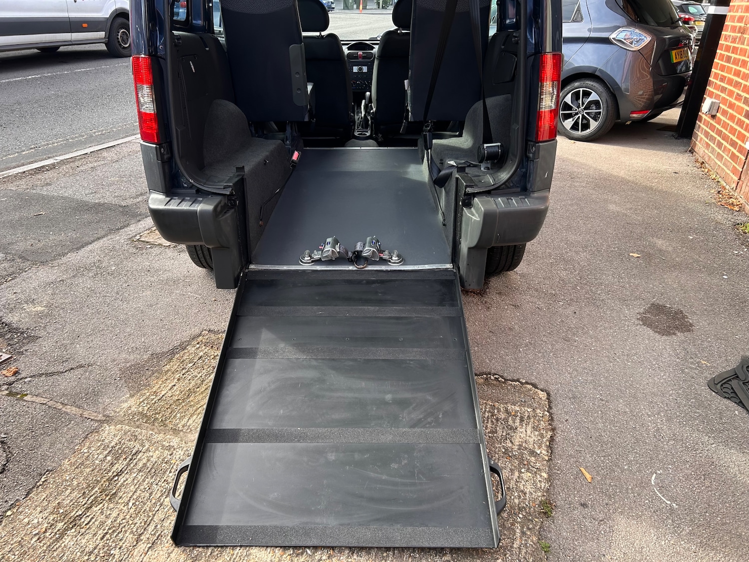 Used Vauxhall Combo for sale - 76462145: Photo 2