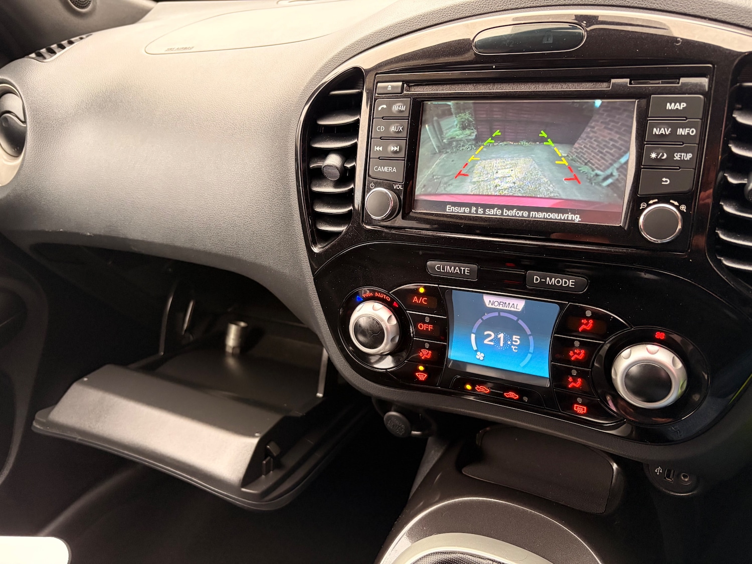 Used Nissan Juke 2014 for sale - 77888733: Photo 8