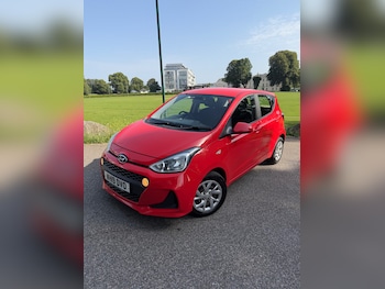Used Hyundai i10 2019 for sale - 79055496: Photo