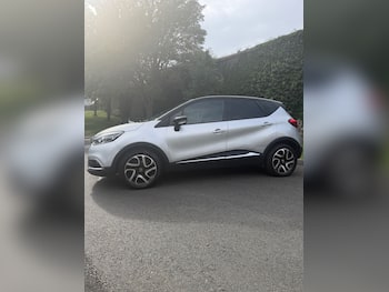 Used Renault Captur 2016 for sale - 79802811: Photo