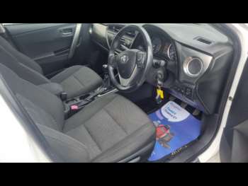 Used Toyota Auris 2013 for sale - 74679824: Photo