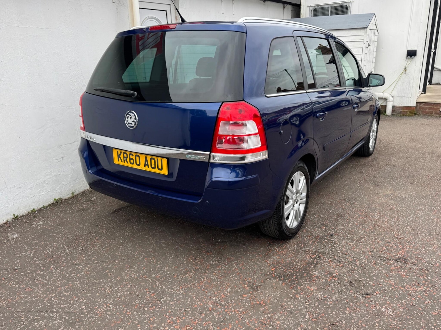 Used Vauxhall Zafira 2010 for sale - 76399152: Photo 20